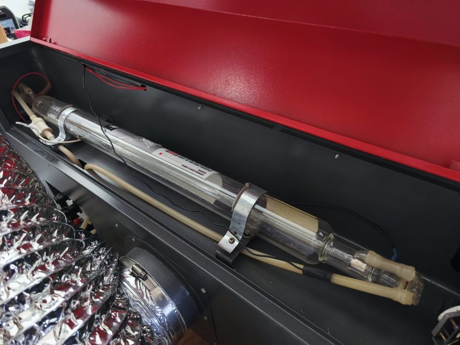 Máquina corte e gravação laser