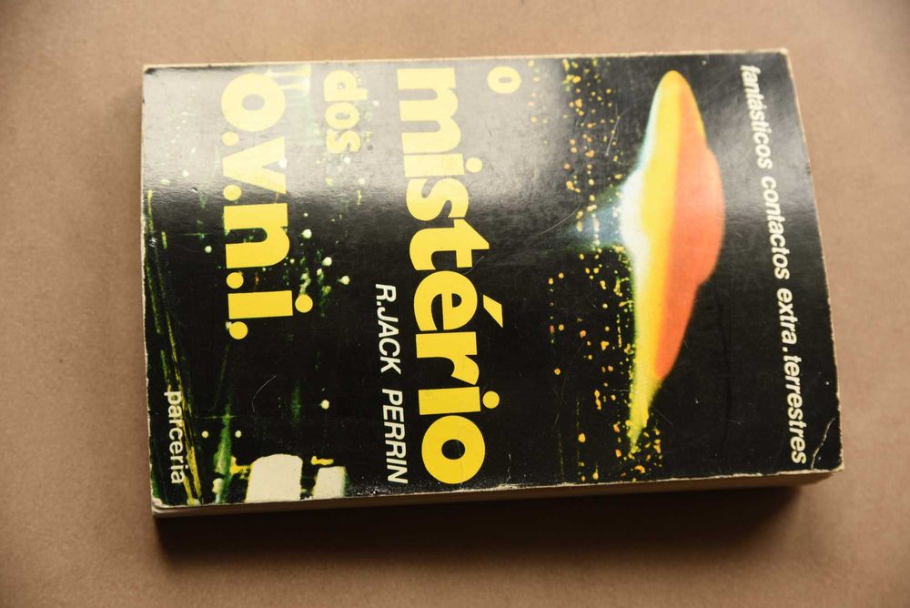 O mistério dos ovni livro usado como novo