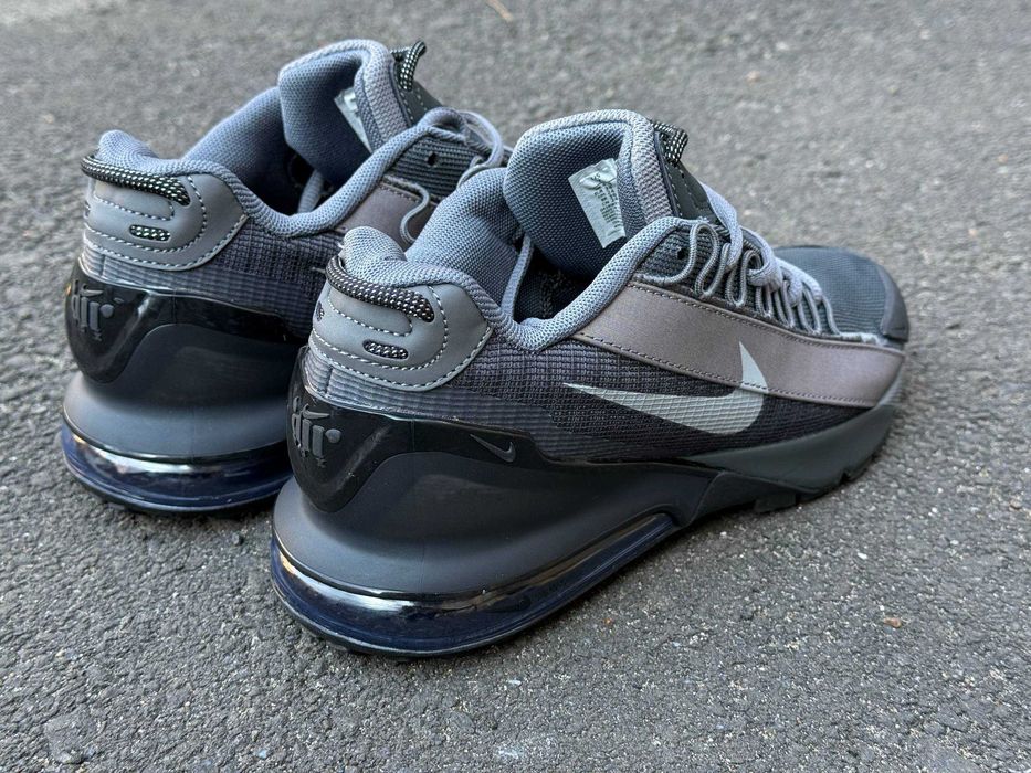 Nike Air Max Pulse Roam в двох кольорах. Розміри 38-44