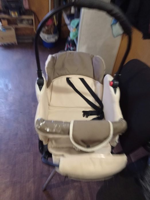 Детская коляска.