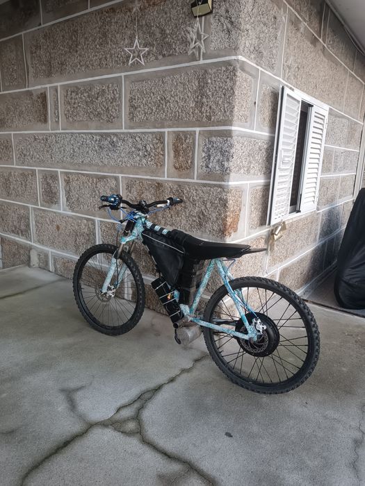 Bicicleta elétrica/ surron