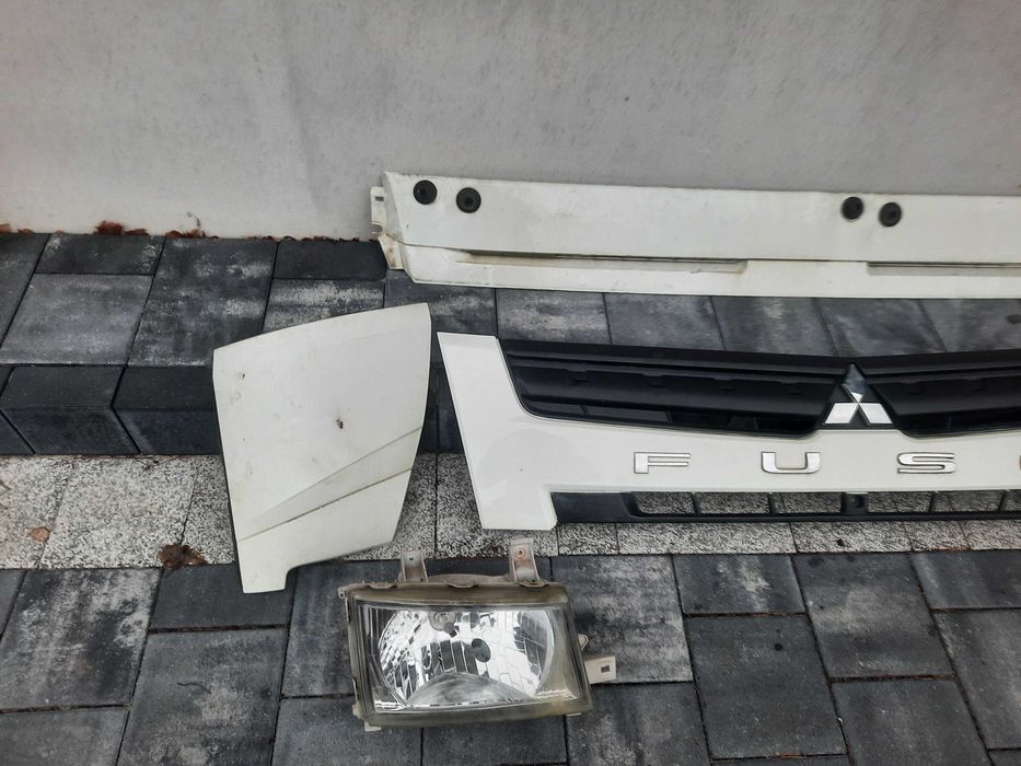 MITSIUBISHI FUSO CANTER 7C15 przrzód kompletny atrapa podszybie polic