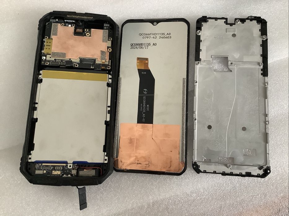 Smartphone Doogee S Cyber