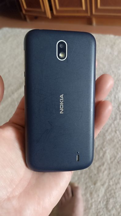 Смартфон  Nokia 1