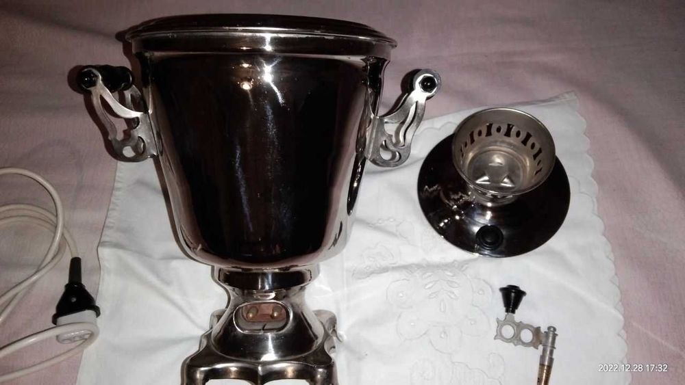 Срочно продам  электросамовар ссср