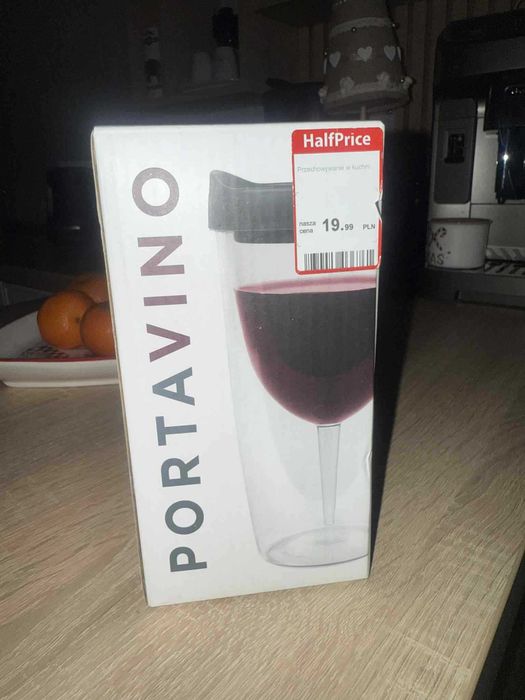 kieliszek do wina turystyczny