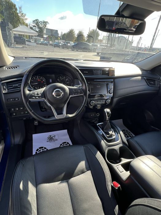 Nissan Rogue SL 2017 рік