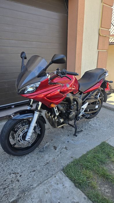Yamaha fz600 fazer Розмитнений