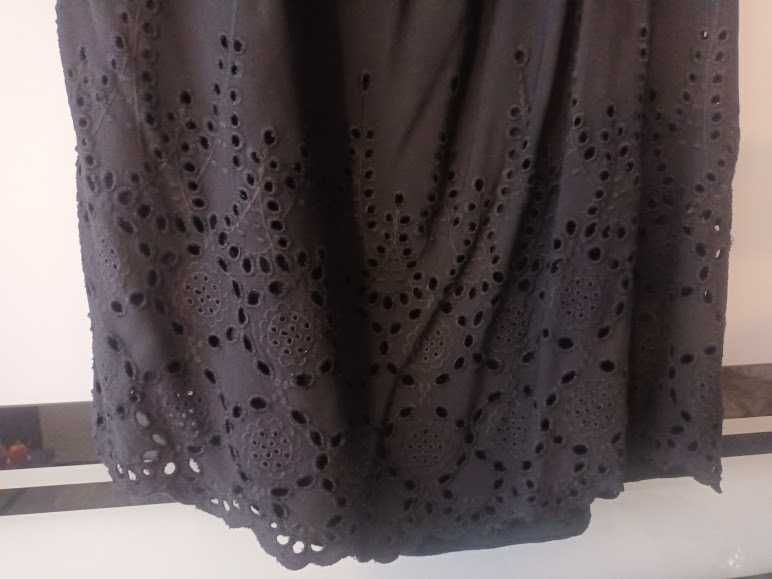 Śliczna hiszpanka. Duża.