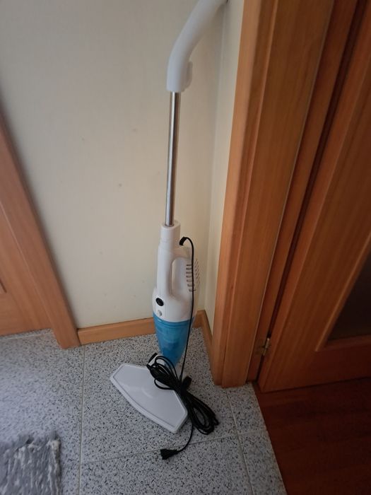 Aspirador com fio