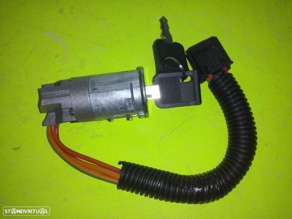 Canhão da ignição com chaves do Renault Clio II 1998 até 2005 (Novo)