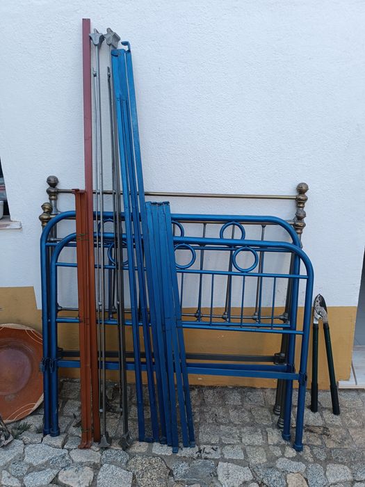 Estruturas de Camas de Ferro