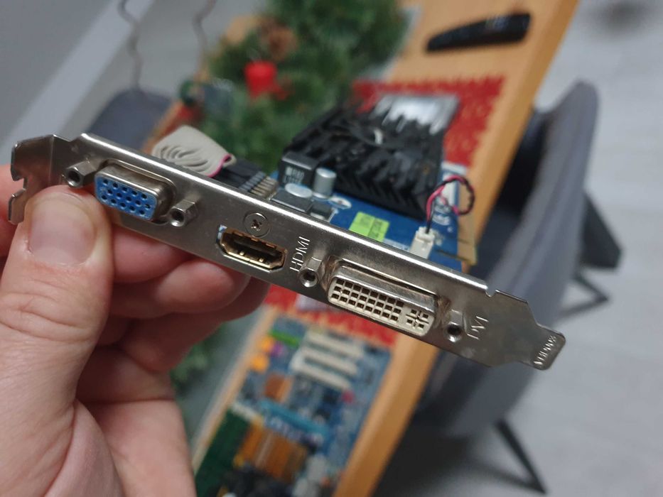 Karta graficzna Gigabyte Radeon HD5450 1GB GV-R545D3-1GI hdmi dvi vga