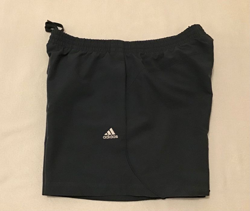 Calções  marca Adidas