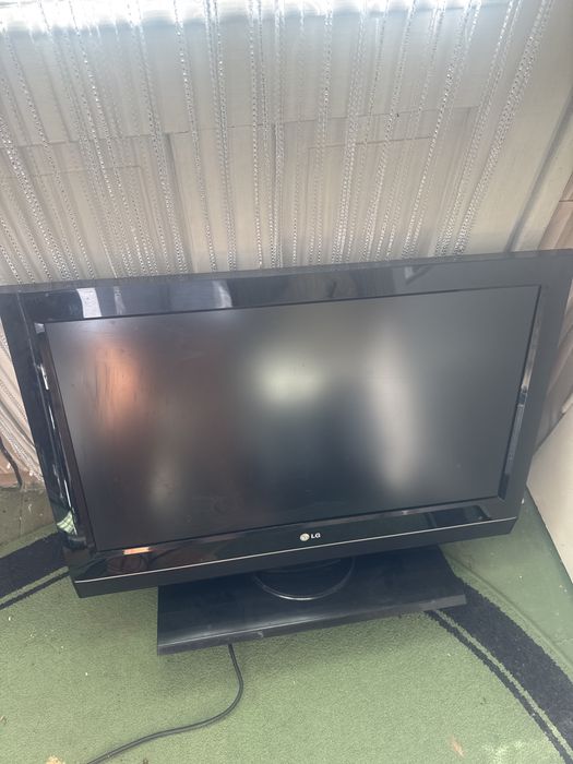 Telewizor LG      .