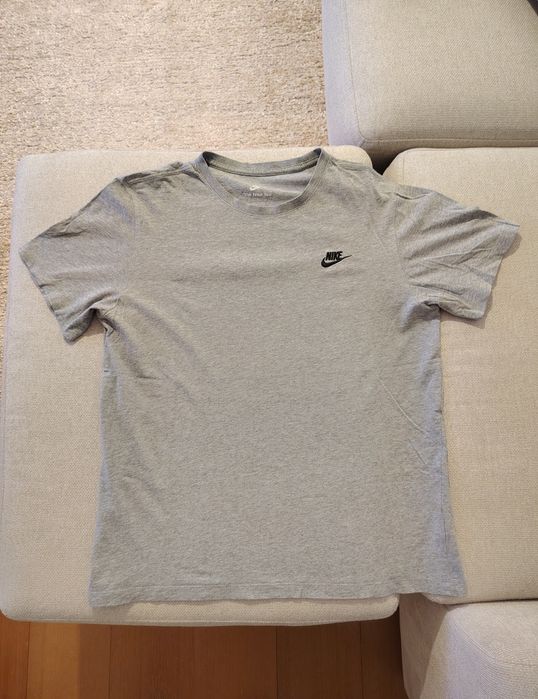 T-shirt Nike Cinzento