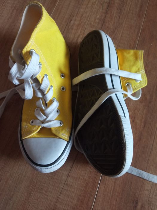 Żółte tenisówki rozmiar 35