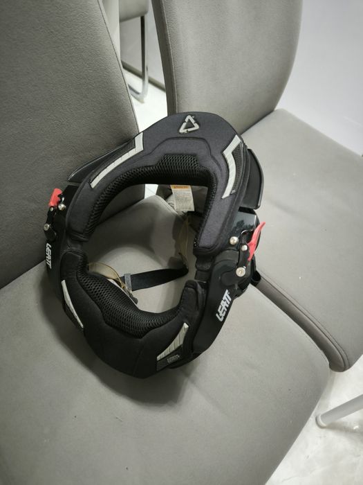 Stabilizator karku kołnierz leatt GPX RACE