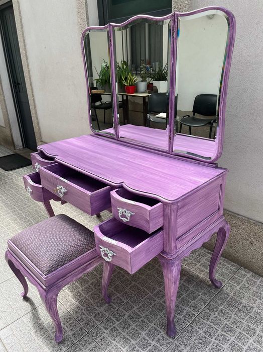 Conjunto com Toucador antigo restaurado Alfazema