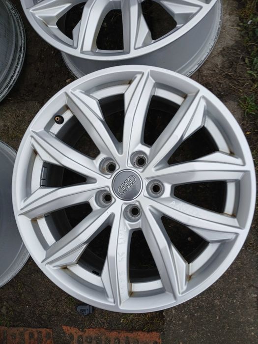 A1002. AUDI 7 x 17 ET 34 rozstaw 5x112
