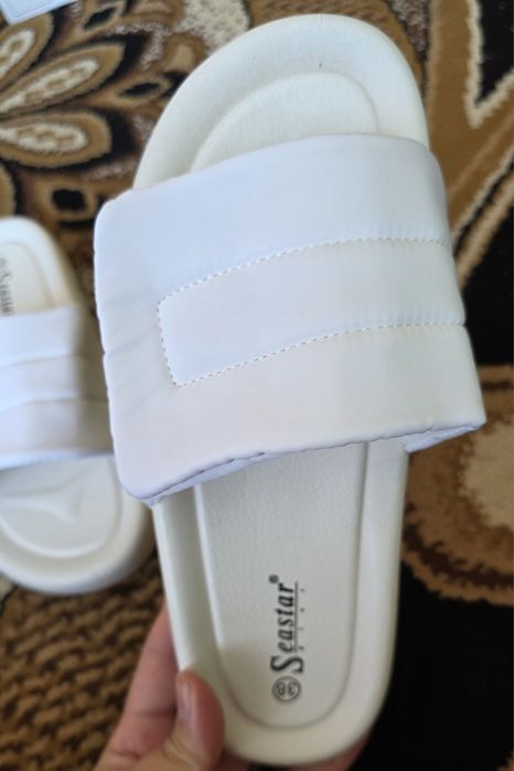 Nowe damskie klapki