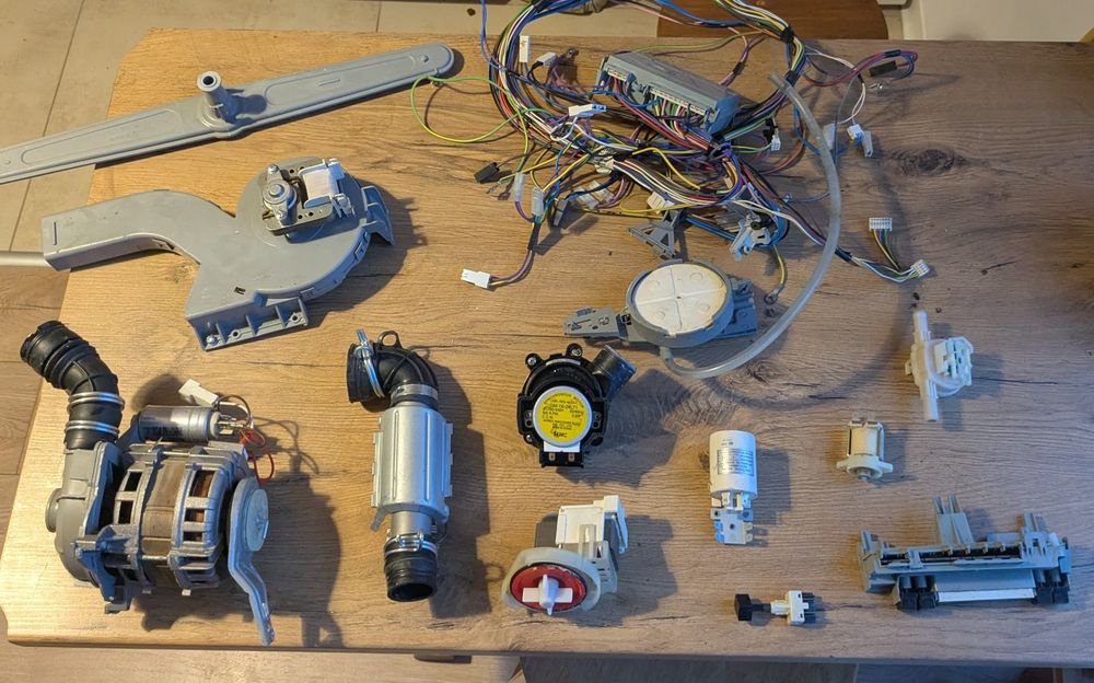 Cześci do zmywarki Beko DIN  5833