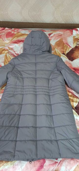 Продам жіночий зимовий пуховик