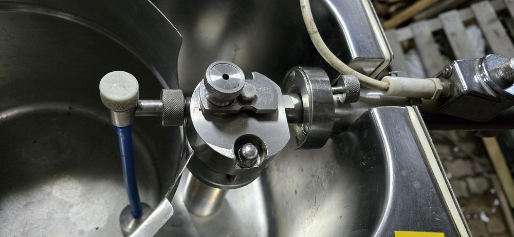 Automat do bitej śmietany Sanomat F12  5l