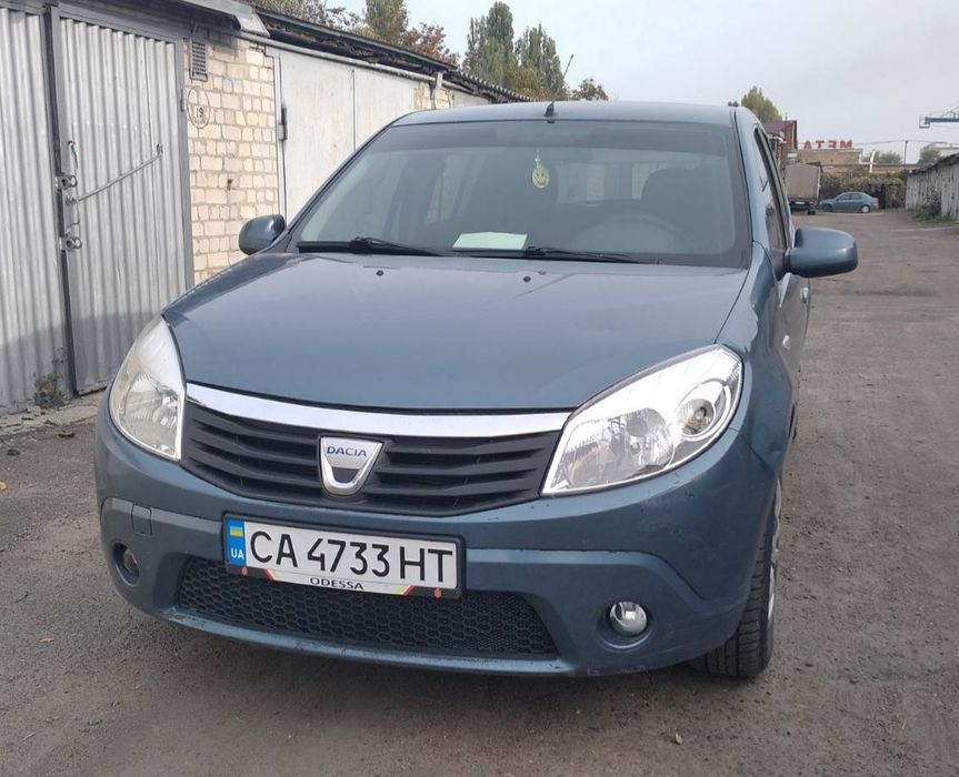 Dacia Sandero 2009 1.6 ГБО