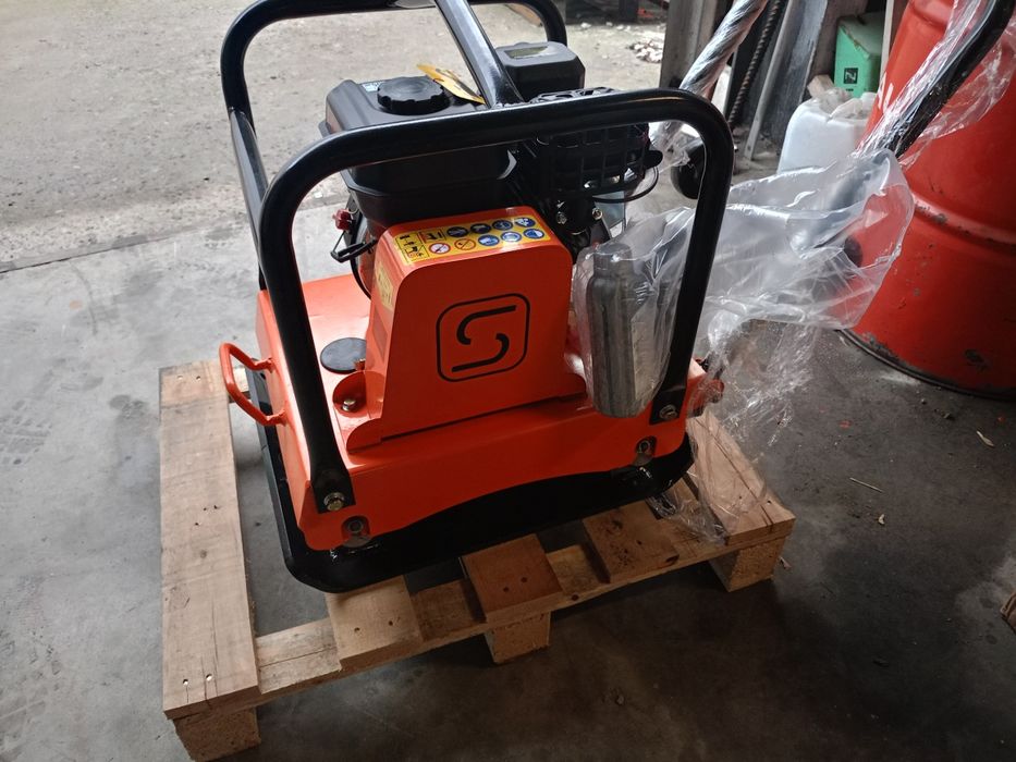 Zagęszczarka płytowa gruntu SCHWARTZMANN ubijak ZG90H 90KG 20 kN