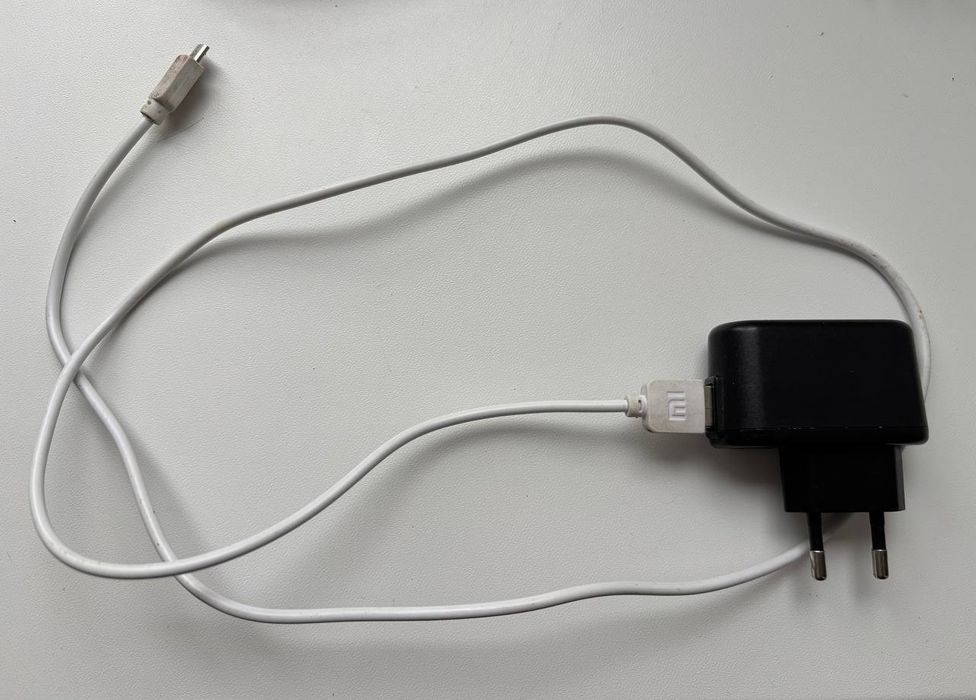 Зарядка для телефона Android, 4 в наличии, не Type-C