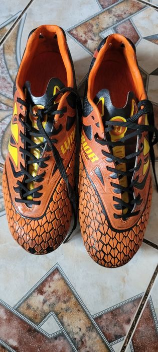 Бутси Warrior skreamer 39р.( устілка 24см)