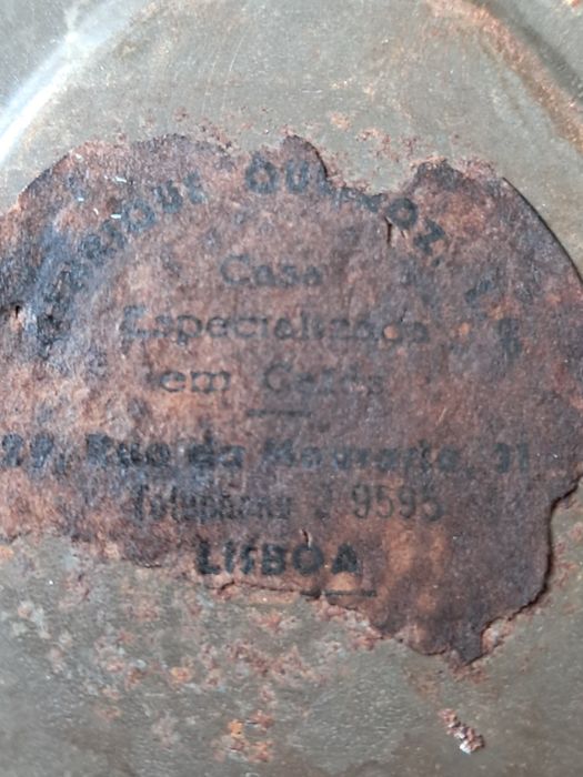 Caixas de lata antigas