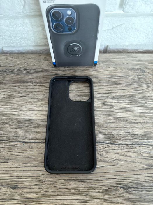 Etui quad lock iphone 15 pro max