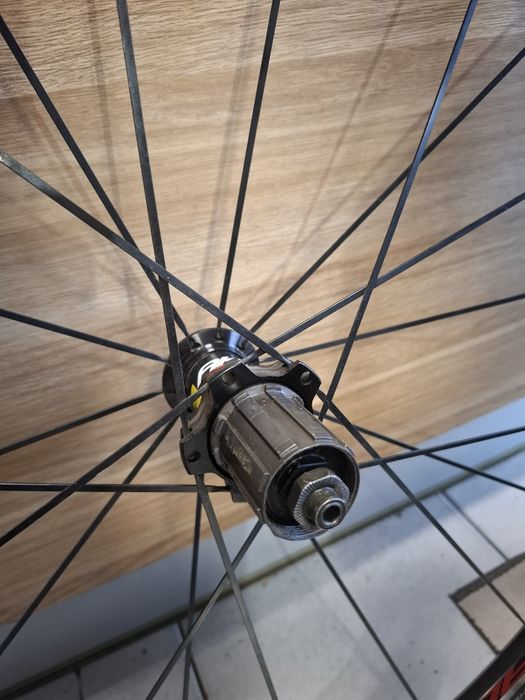 MAVIC Aksium Race