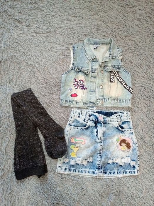 Спідниця і жилетка