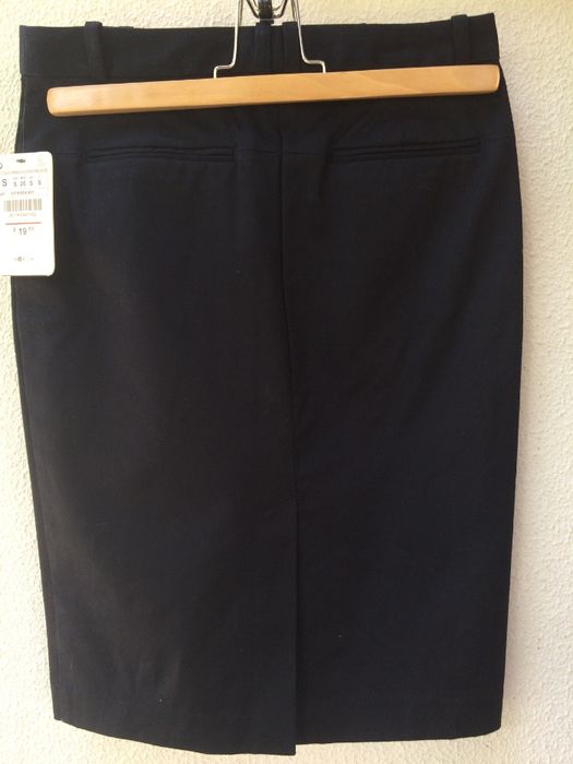 Saia azul escura Zara