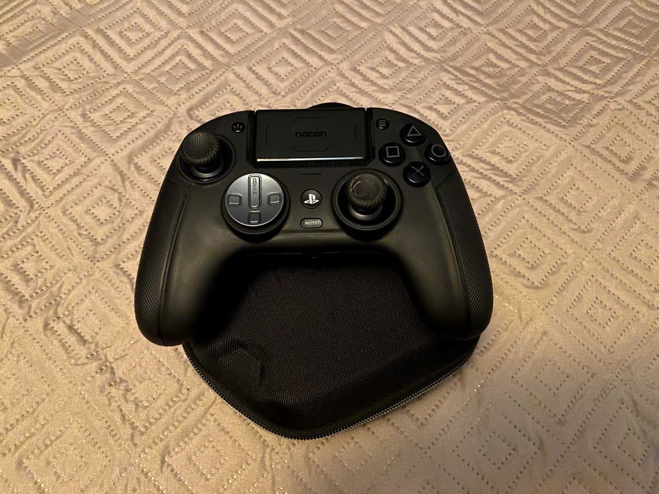 Comando Nacon Revolution Pro 5