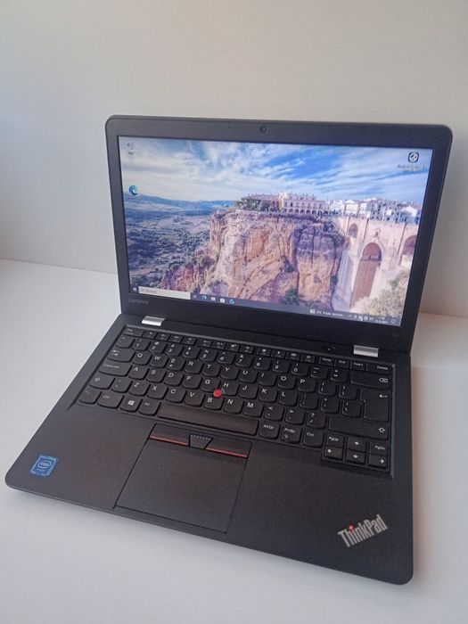 Laptop Lenovo ThinkPad 13 i3-7100U 8GB/256GB