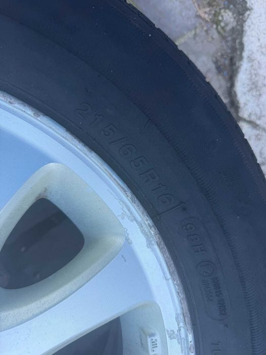 4 Jantes com Pneus 215/65/R16 Chrysler