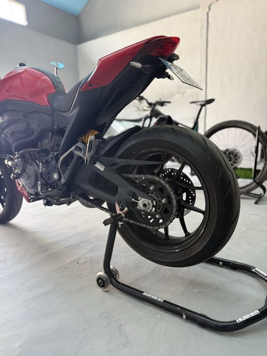Ducati monster vermelha 2025 melhor que nova