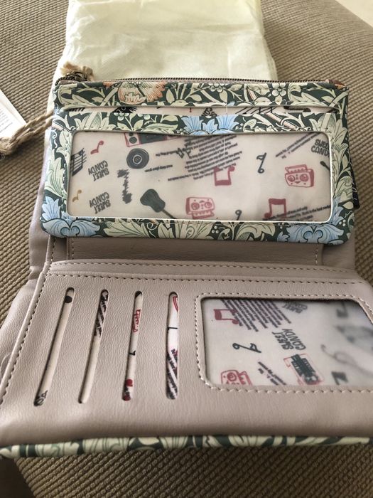 Carteira de senhora64751959447811123