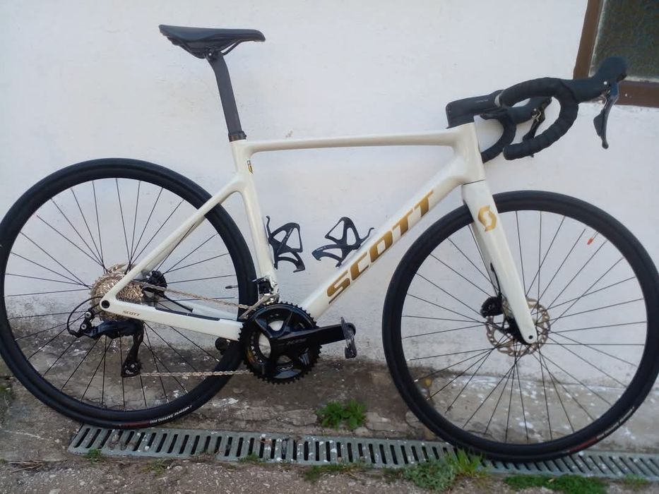 SCOTT ADICT R 30 CAR