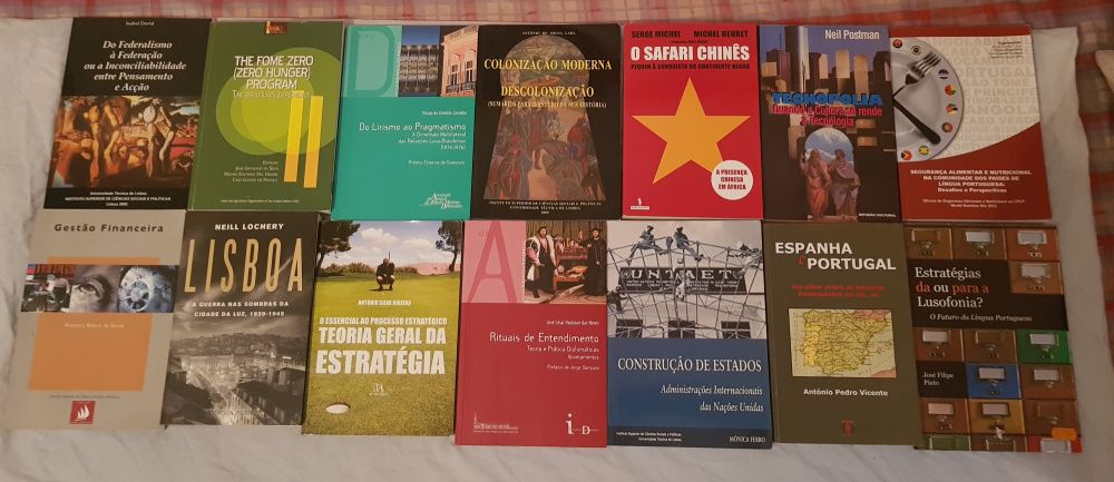 Livros Vários em bom estado