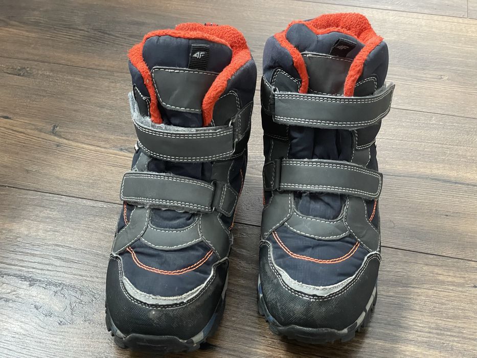 Kozaki dla chlopca 4f  roz.36 używane