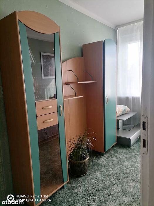 Dom z 10 pokojami i 2 kuchniami (dla pracowników lub studentów)