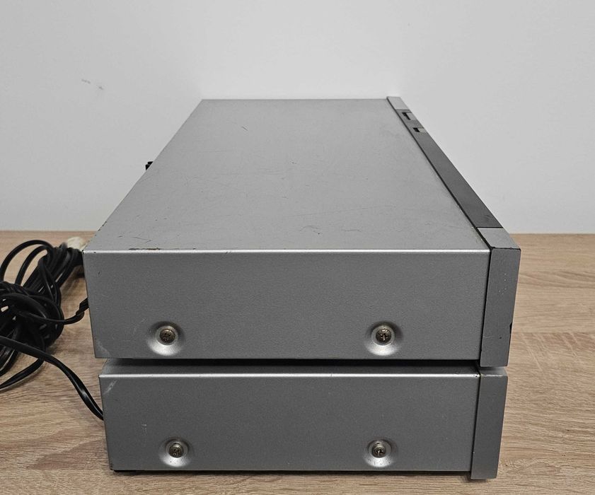 Wieża stereo AKAI AM-U1 + Tuner AKAI AT-K1