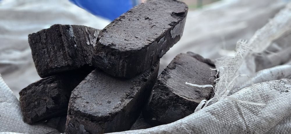 Brykiet torfowy- pierwszy  gatunek  - 980 zł /T --