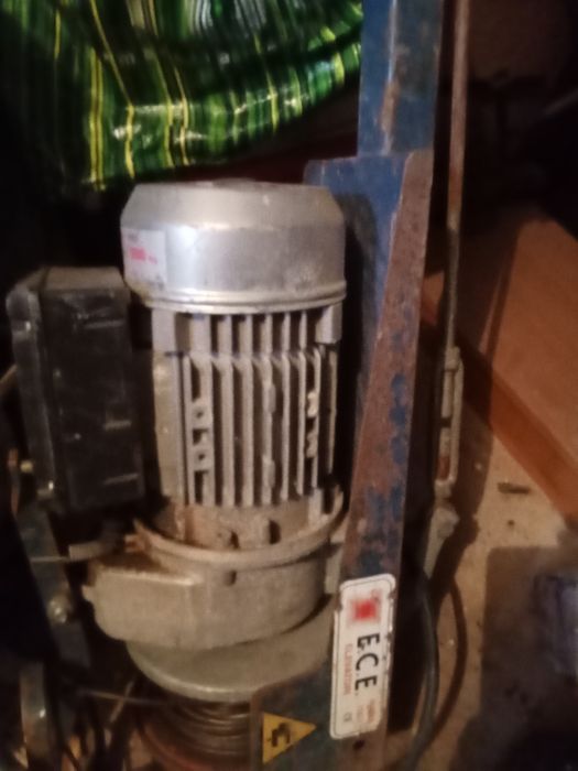 Vendo guincho elétrico