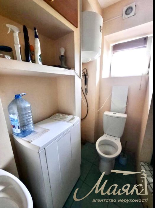 Продаж 1к квартири з ділянкою та ремонтом вул.Військбуд